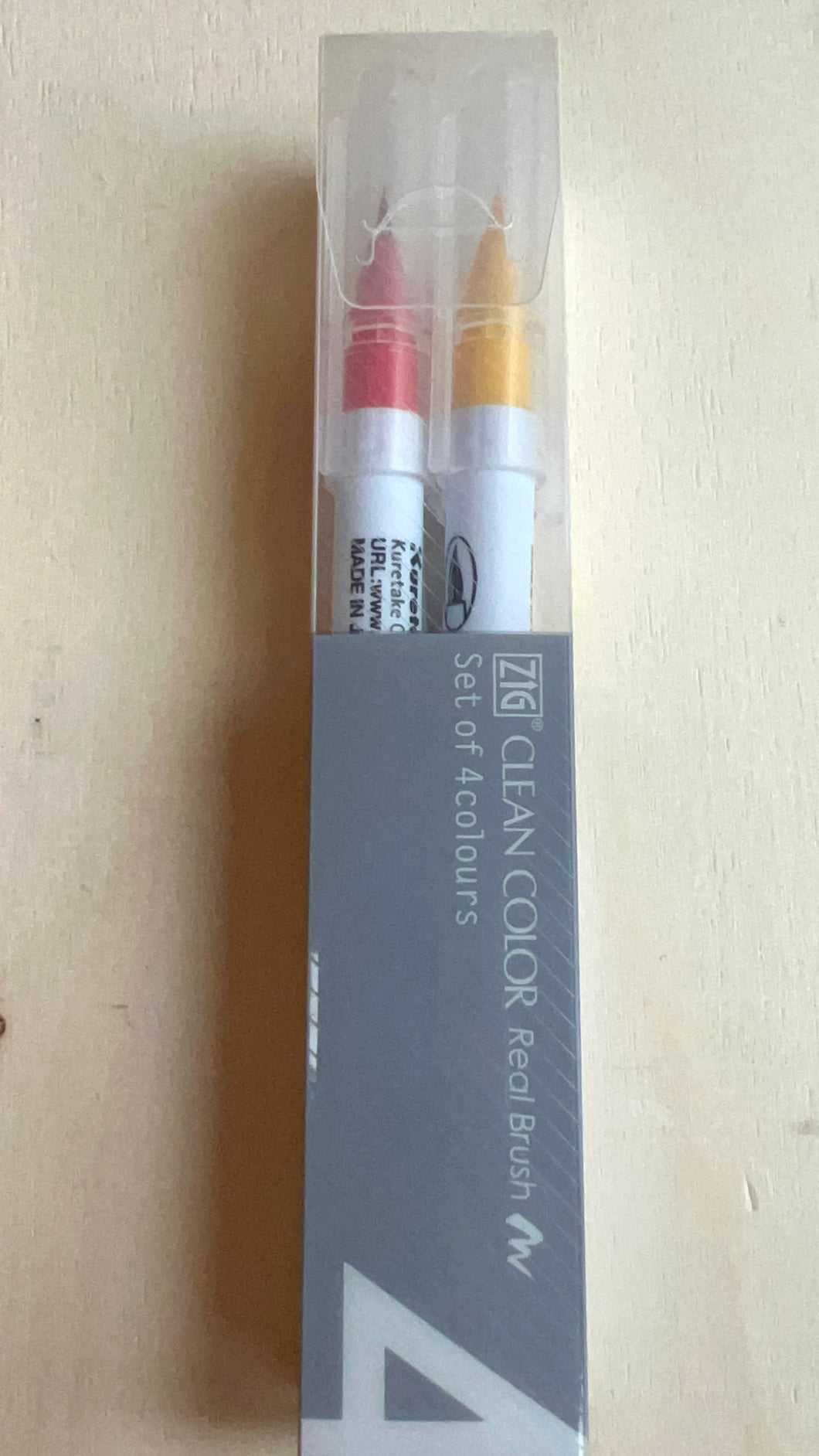 Kuretake ZIG Clean Color Real Brush Color Marker